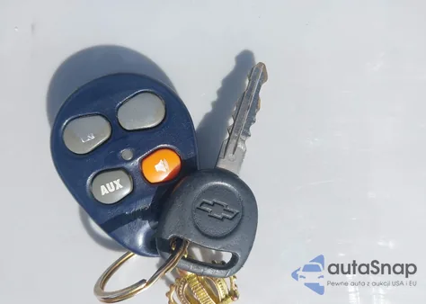 2002 Chevrolet Trailblazer Ltz из США, поврежденный, VIN 1GNDT13S622365910